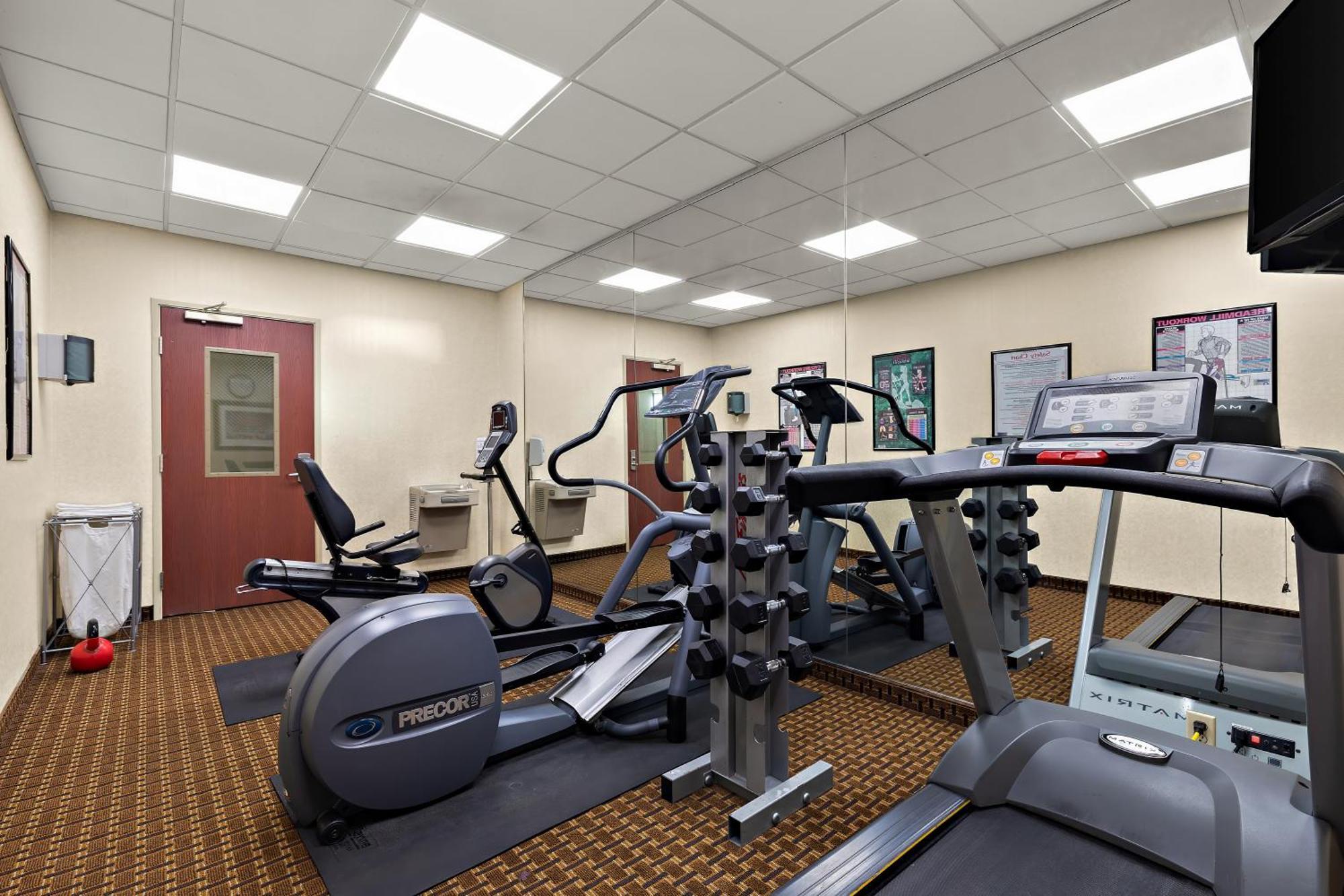 Sleep Inn & Suites Near Joint Base Andrews-Washington Area Morningside Екстер'єр фото