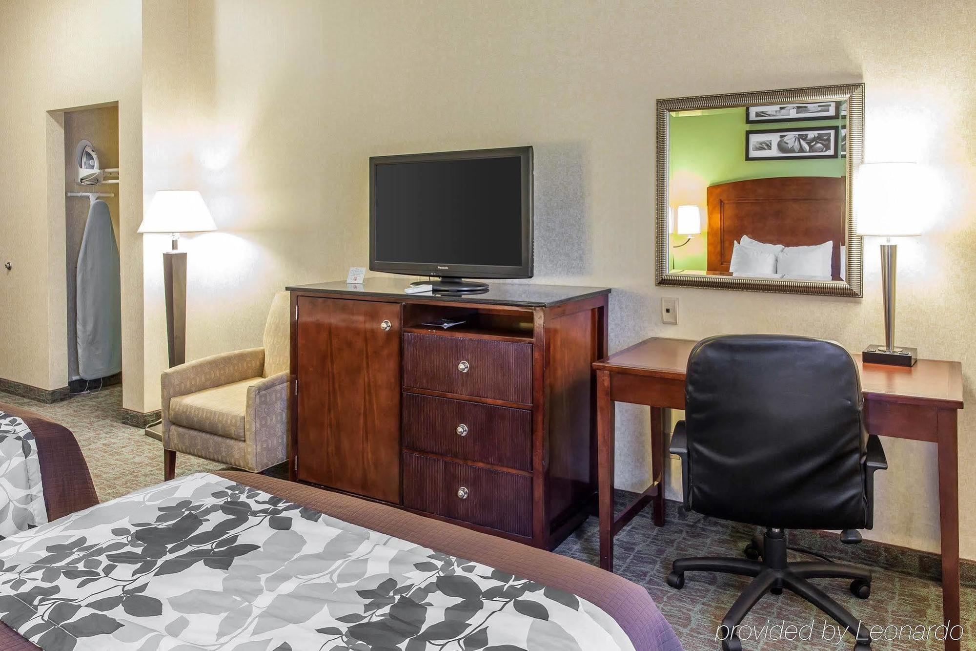 Sleep Inn & Suites Near Joint Base Andrews-Washington Area Morningside Екстер'єр фото