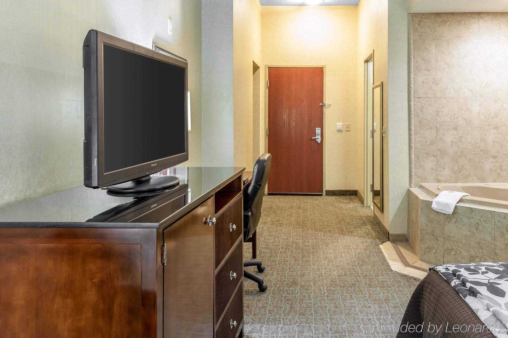 Sleep Inn & Suites Near Joint Base Andrews-Washington Area Morningside Екстер'єр фото