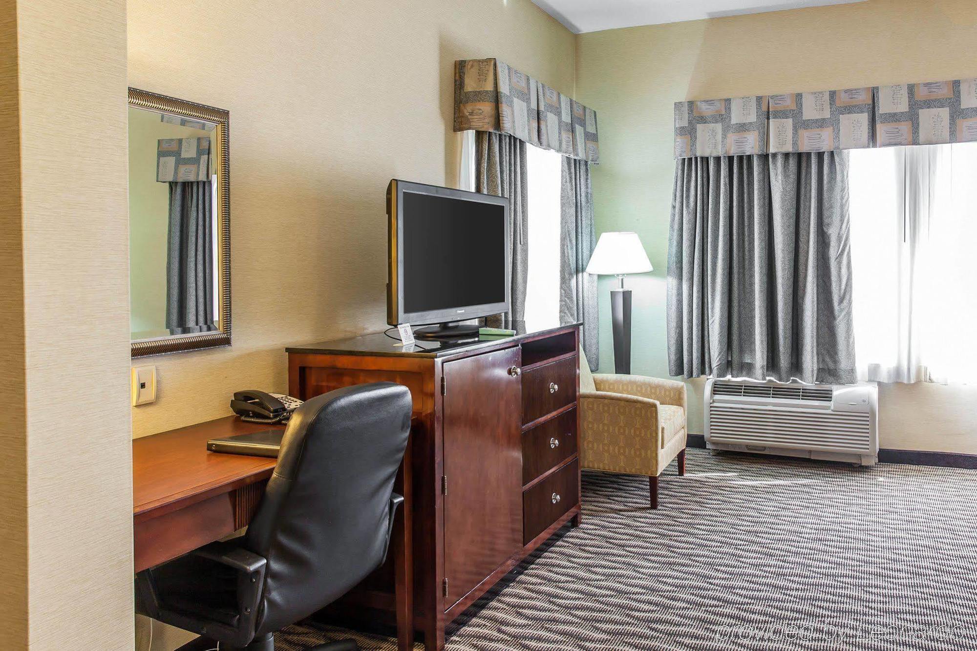 Sleep Inn & Suites Near Joint Base Andrews-Washington Area Morningside Екстер'єр фото