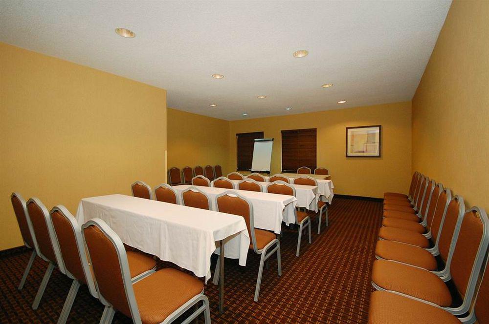 Sleep Inn & Suites Near Joint Base Andrews-Washington Area Morningside Екстер'єр фото