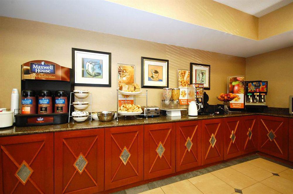 Sleep Inn & Suites Near Joint Base Andrews-Washington Area Morningside Екстер'єр фото